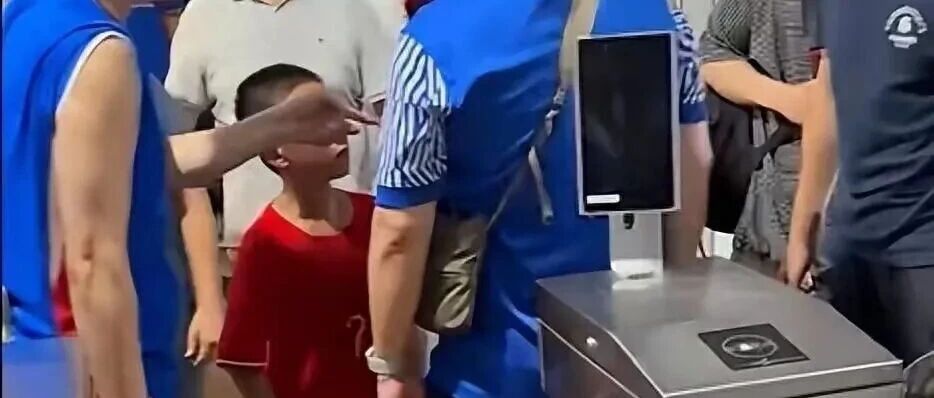 小孩穿武磊球衣怎么了？