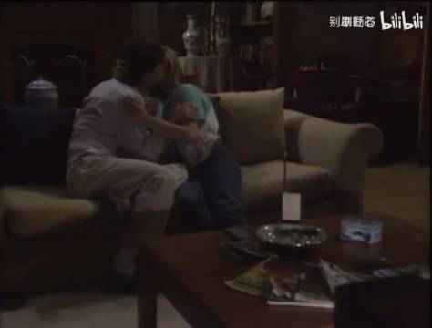 东方卫视播出《成长的烦恼》删减接吻镜头及关键情节