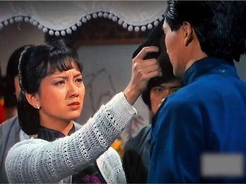 自古英雄难过美人关是真的，多大的英雄都愿意把命给美人