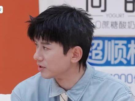 李宇春被推选为队长时的回应：“这剧情……没转折？”