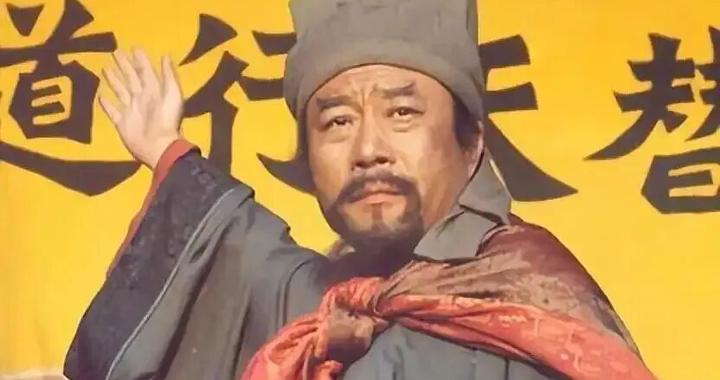 太抽象了！98版《水浒传》因为“好汉”采访又火了……