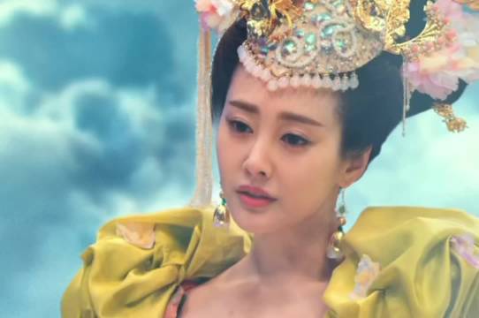 白浅拿回眼睛这里影版怎么拍的这么招笑啊 后面米米演的完全赢了