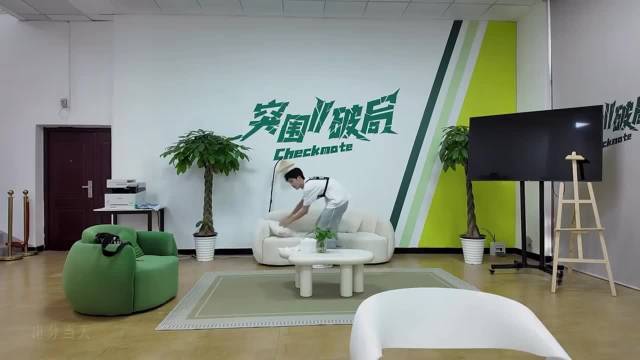 官俊臣高考查分现场 四代的其他小朋友也一起陪着