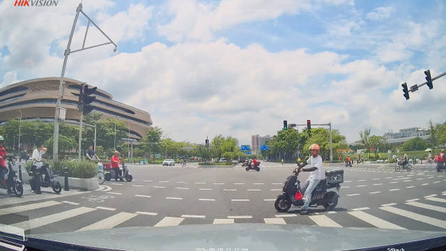 日常@广东交通频道 @广东省电动车商会 @DV现场 @广州日报
