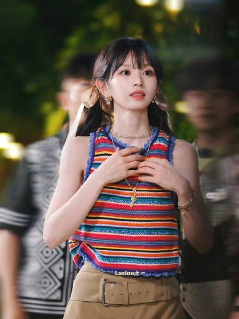 此女建模绝美，审美绝佳 田曦薇｜忙忙碌碌寻宝藏