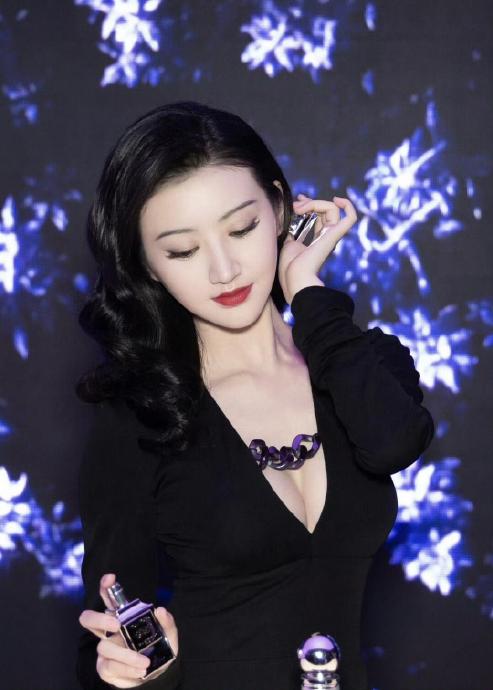 景甜又胖了？曾自曝体重过百，回应身材质疑