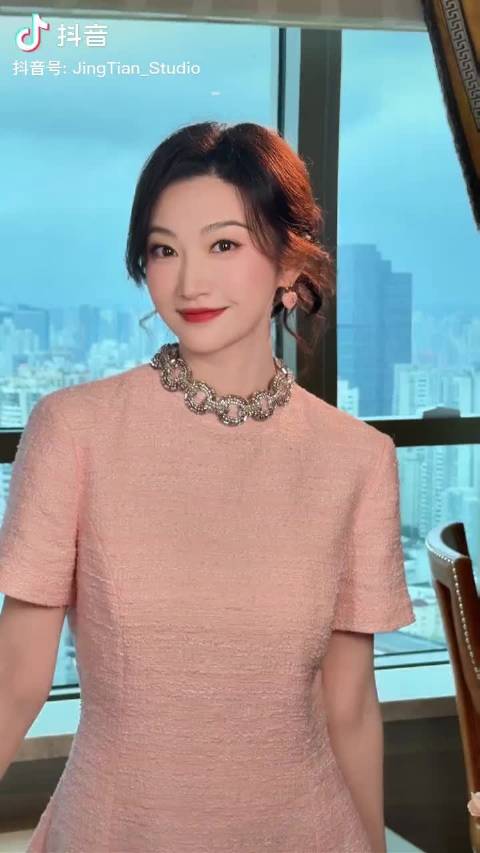 景甜好美啊，我已经美到词穷了，我不知道该怎么形容这种美丽