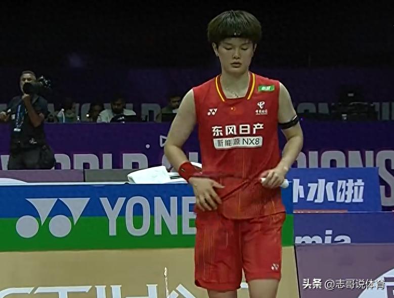 印度球迷高兴早了！国羽名将2-1、拒绝逆转，晋级8强 打得一波三折