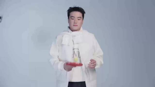 放弃豪门剧本死磕乒乓绝境，梁靖崑忍泪挥拍守下家国荣光