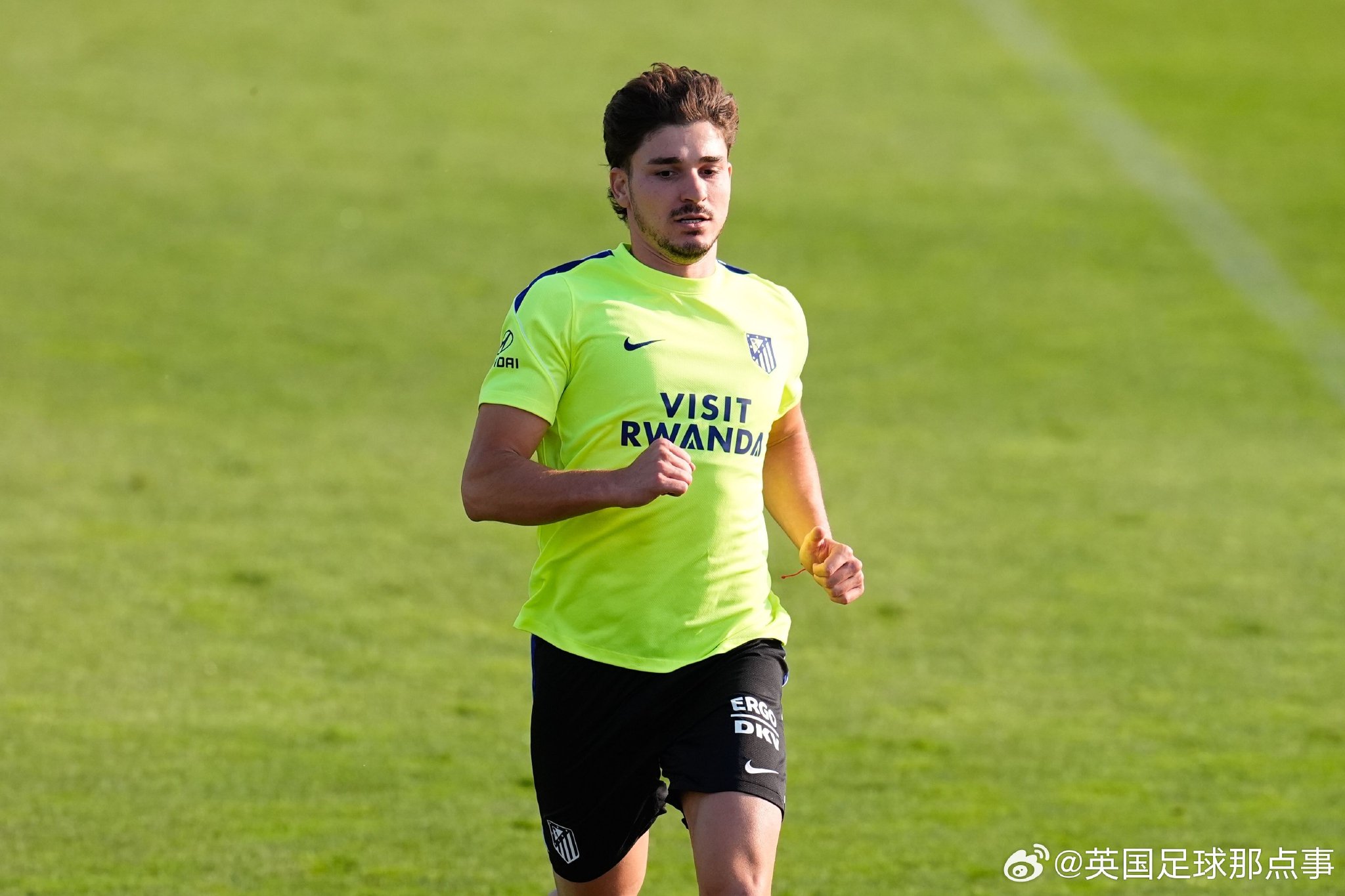 马竞CEO确认阿尔瓦雷斯今夏留队，将助其发挥全部潜力