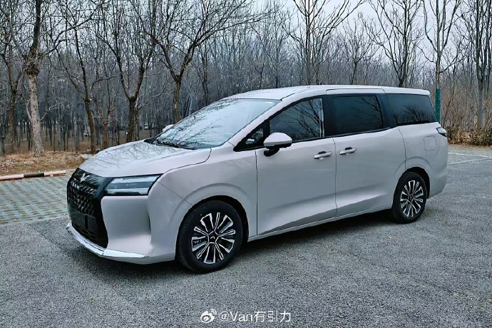 五菱征程2025款的油耗是多少? 五菱征程2025款的油耗是多少?