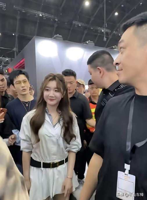 网友如何评价黄晓明力挺陈梦“永远是赢家”？