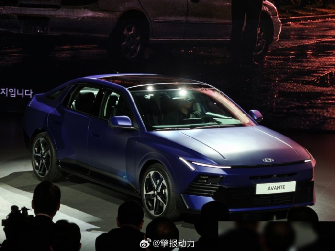 伊兰特2027款有哪些颜色? 伊兰特2027款有哪些颜色?