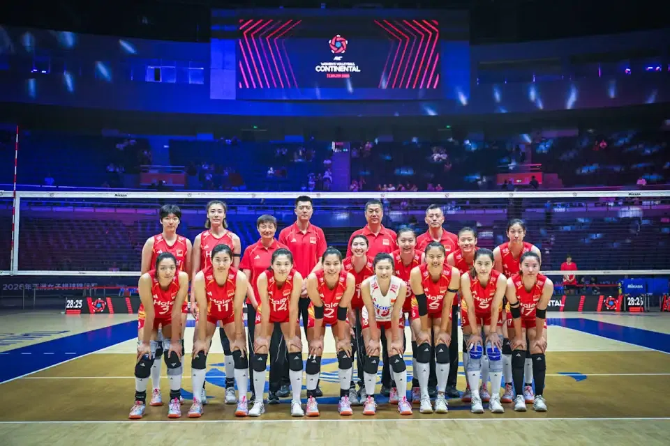 亚锦赛中国女排3-0横扫伊拉克轻取开门红 吴梦洁替补亮相单局夺4分