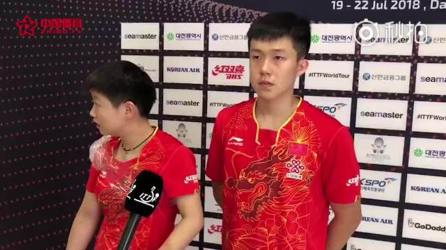 韩国公开赛特别心软软的两段采访 关心对方的两小只