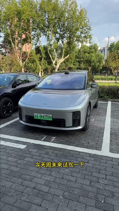 晚高峰试驾理想i8单电机，难辨与双电机区别