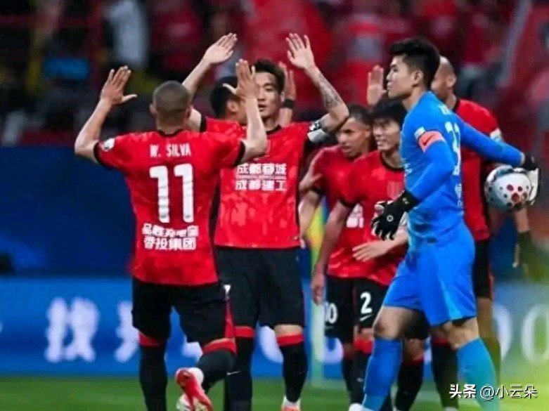 5-4！3-3！中超疯狂一夜：榜首爆冷，国安遭绝平，泰山0-2