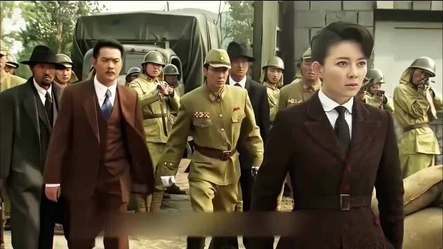 重伤昏迷后他醒来第一件事就是救人