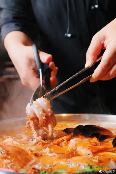 适合朋友聚会的韩料店人均大概多少钱? 适合朋友聚会的韩料店人均大概多少钱?