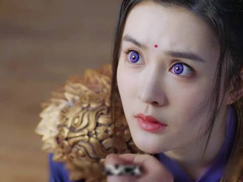 女孩遭受管家侮辱，姐姐得知真相后霸气帮妹妹报仇