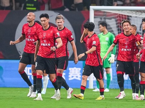 中超争冠形势：蓉城剩6轮12分领跑 再赢2场即捧杯 3队同积36分