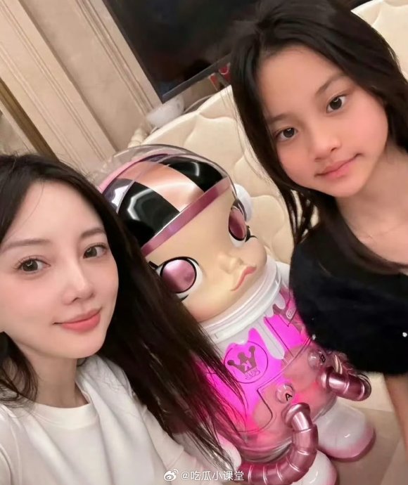 甜馨小时候的“国民闺女”形象为何总被过度解读? 甜馨小时候的“国民闺女”形象为何总被过度解读?