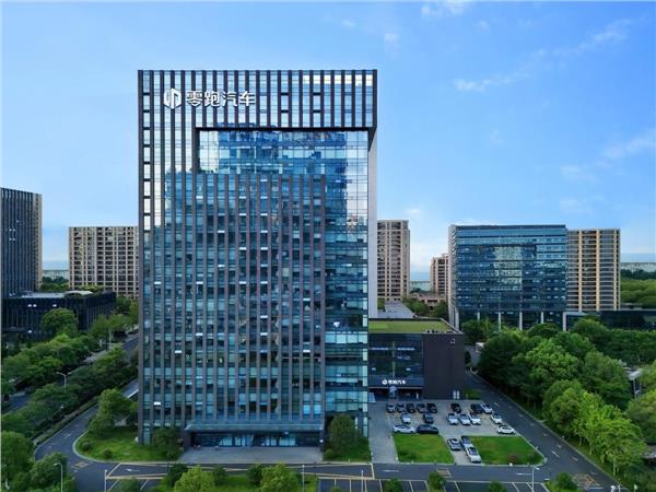零跑2026年半年报：连续半年度盈利、全球新能源上牌量跻身第四、7月首破10万台