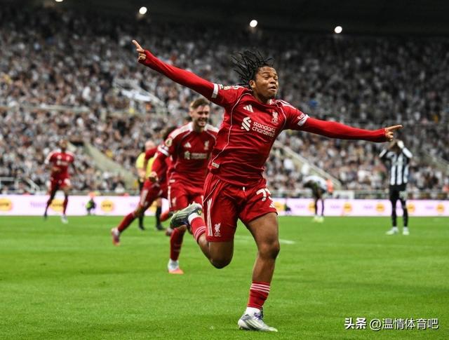 随着曼城2-1逆转，维拉0-4，利物浦2-2绝平纽卡，英超积分榜出炉