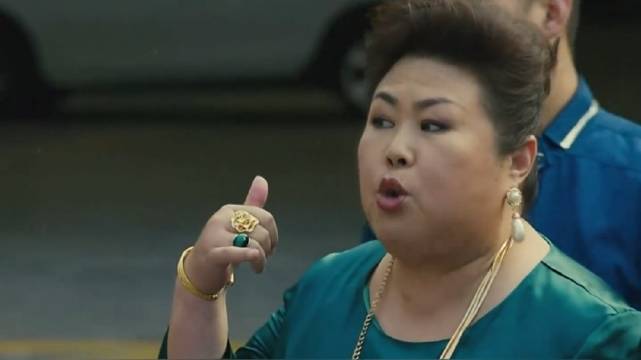 胖老板怒斥修车工，殊不知他才是真正的亿万富翁