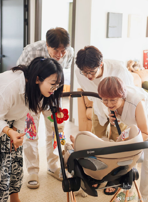 妈妈糖自然光家庭纪实(天河)的摄影师技术好吗? 妈妈糖自然光家庭纪实(天河)的摄影师技术好吗?