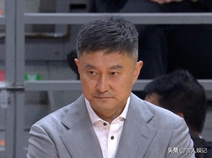 不装了！广东男篮重磅决定出炉，放弃练兵，锋雨组合迎来最终归宿
