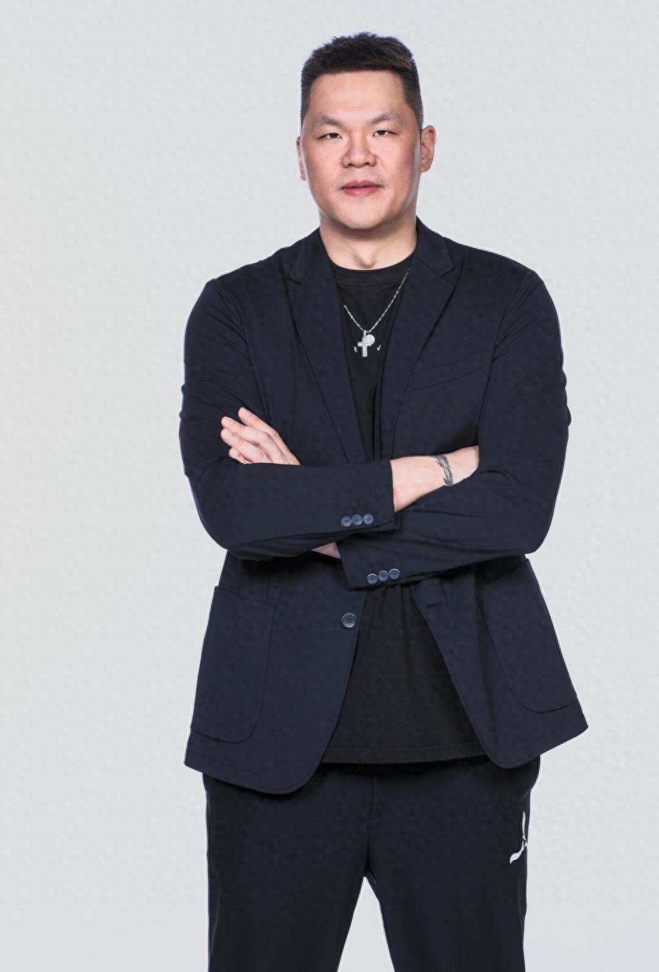 广东宏远官宣24小时后，朱芳雨正式发文回应，透露最新规划！