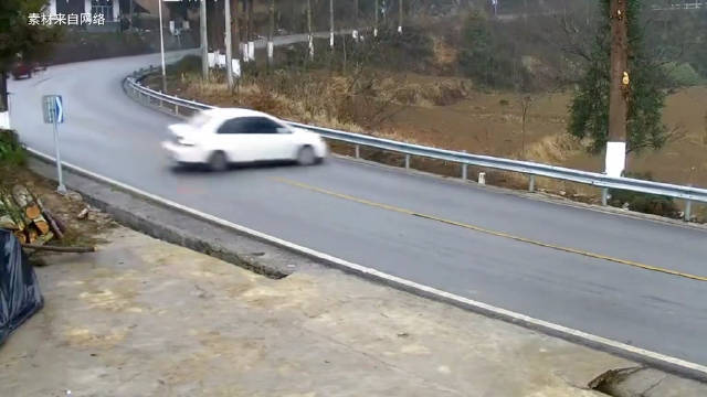 别小看这么一个弯道，难倒一大堆老司机