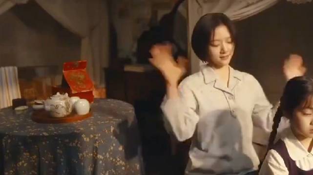 任敏叉着腰出来的时候实在太可爱了