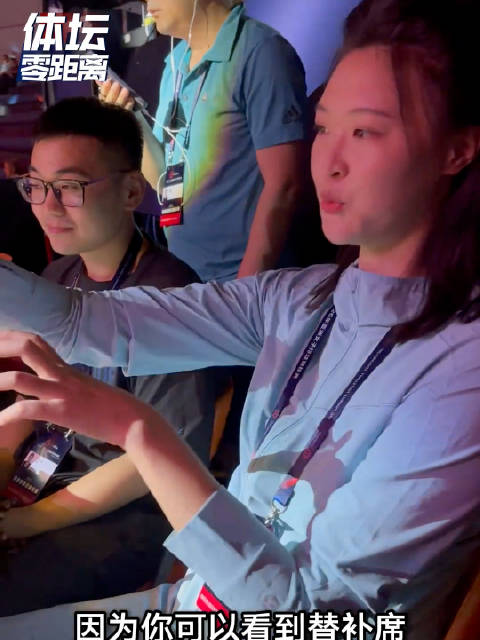 惠若琪担任央视解说嘉宾，解说女排亚锦赛对阵伊朗