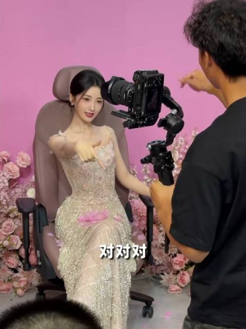 挑战用格莱美慢镜头拍出车展花海大片
