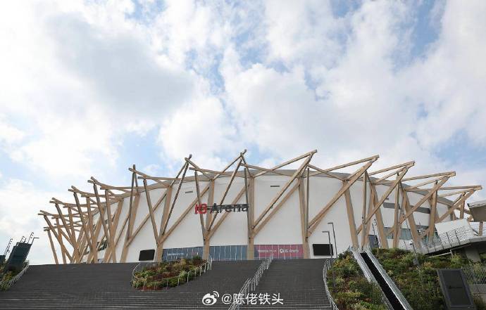 亚运会预算暴涨三倍,运动员住集装箱房引争议 亚运会预算暴涨三倍,运动员住集装箱房引争议