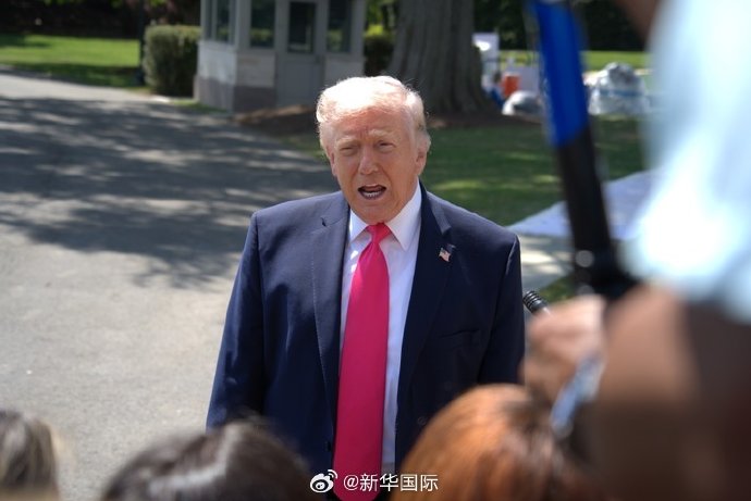 特朗普称加拿大汽车钢铁关税提至50 特朗普称加拿大汽车钢铁关税提至50