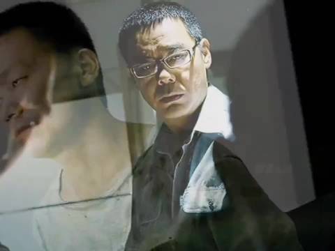 嫌疑人承认杀“两只狼”，指纹不符案情反转