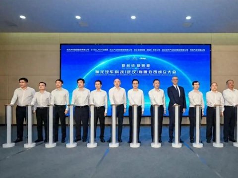 Stellantis重启Jeep国产，“新神龙”能飞起来吗？
