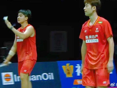 全队所有希望压肩上！梁王2-0拿下世锦赛冠军，创造队史新纪录