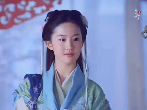 刘亦菲39岁仍美得毫不费力，纯天然脸蛋与出道时一模一样