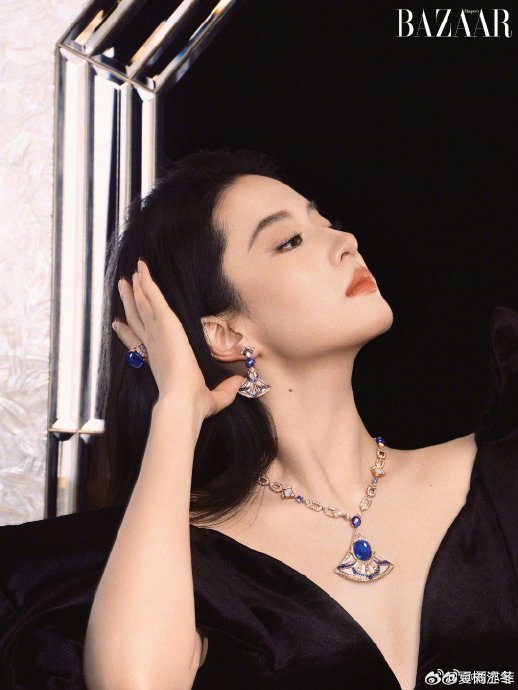 金鹰奖作品类奖项是否有国籍限制？