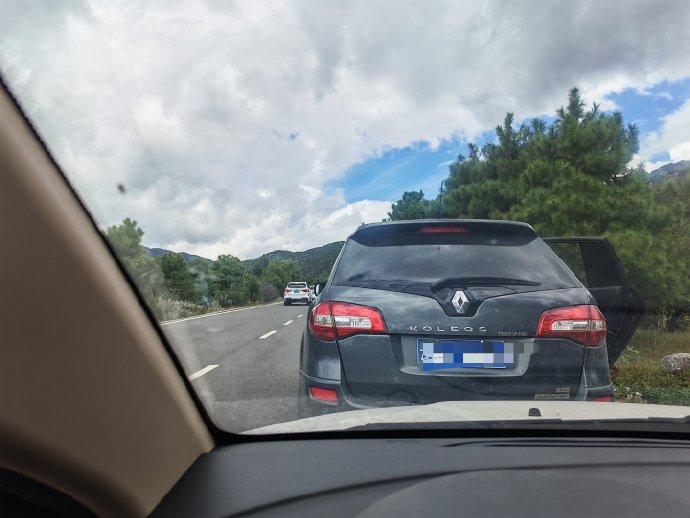 退休自驾游需要注意哪些安全问题？