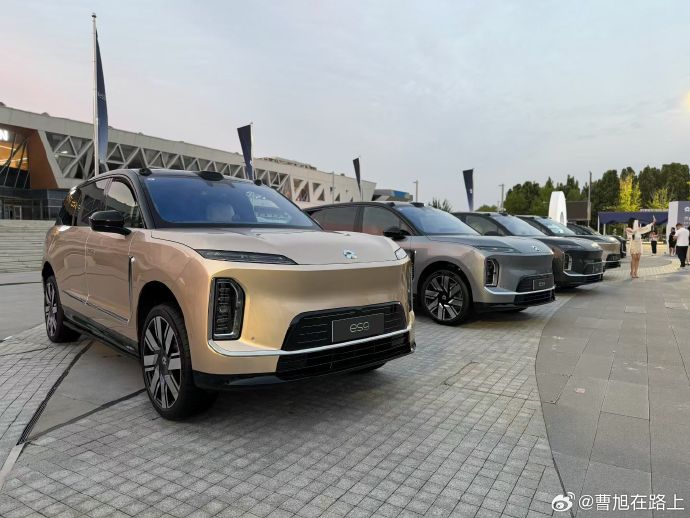 商务出行考虑新能源车,插混和纯电怎么选? 商务出行考虑新能源车,插混和纯电怎么选?