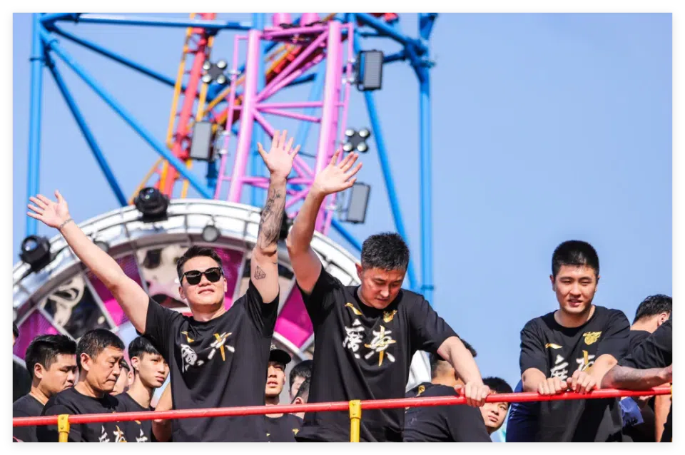 不是周鹏？朱芳雨离职广东公开招聘总经理 难有人比易建联更合适