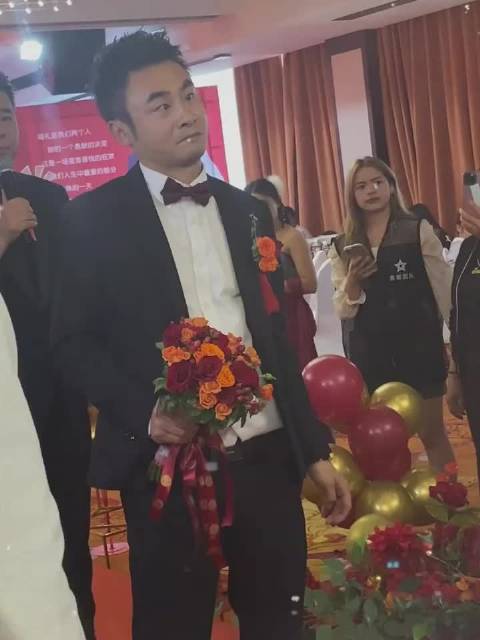 不离不弃，真感情，这才是生活中值得赞美的