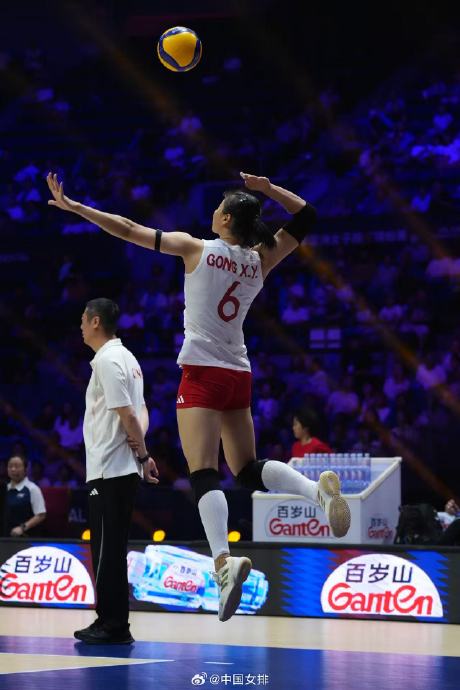 3-0横扫中国台北！中国女排吴梦洁伤愈首发砍13分