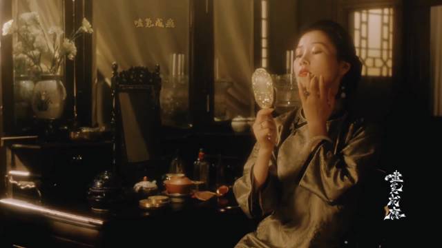 何赛飞是越经历岁月的沉淀越耐看，漂亮