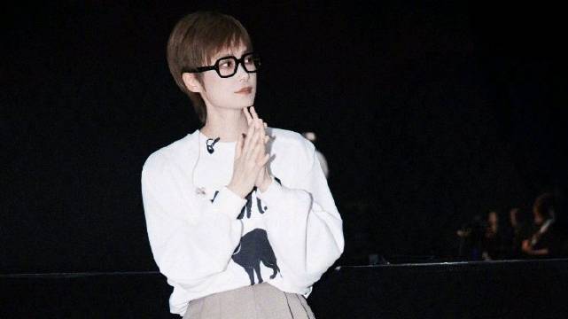 李宇春：最近常常会思考的烦恼是希望爸爸妈妈可以老得慢一点 感同身受了
